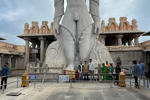 Gommateshwara statue image