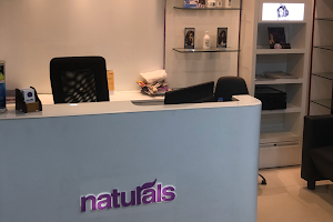 NATURALS Unisex Salon & Spa (Mudichur-Bharathi Nagar) image