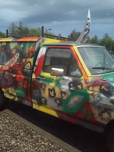 Truck Rental Agency «U-Haul Moving & Storage of Jeffersonville», reviews and photos, 365 Eastern Blvd, Jeffersonville, IN 47130, USA