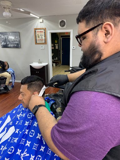 Barber Shop «My Town Barber Shop & Salon», reviews and photos, 109 S Evers St, Plant City, FL 33563, USA