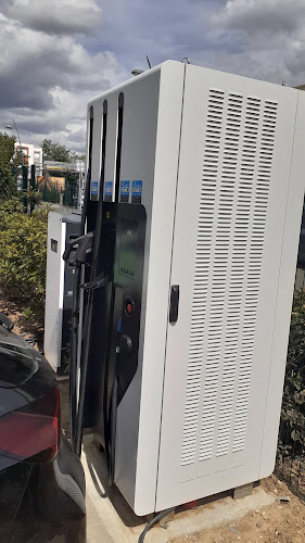 Borne de recharge de véhicules électriques Station de recharge pour véhicules électriques Villenoy
