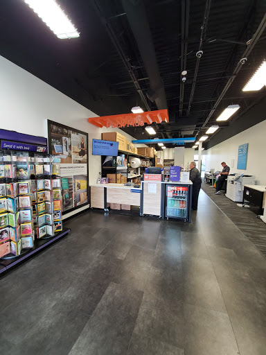 Print Shop «FedEx Office Print & Ship Center», reviews and photos, 240 N Denton Tap Rd #470, Coppell, TX 75019, USA