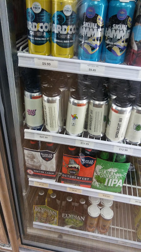 Liquor Store «Fine Wine & Liquor», reviews and photos, 5 Meadow St, Naugatuck, CT 06770, USA