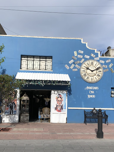 Bazar y Antiguedades Casa Romero
