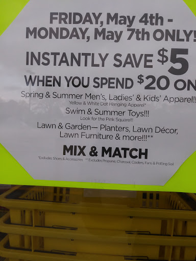 Discount Store «Dollar General», reviews and photos, 10 Fee Fee Rd, Maryland Heights, MO 63043, USA