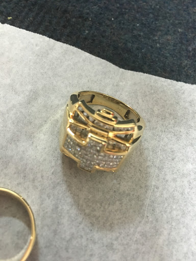 Pawn Shop «La Familia Pawn and Jewelry», reviews and photos, 1823 NW 79th St, Miami, FL 33147, USA