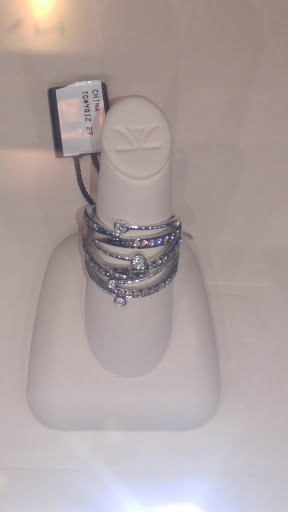 Jewelry Store «Jared The Galleria of Jewelry», reviews and photos, 195 Old Country Rd, Carle Place, NY 11514, USA