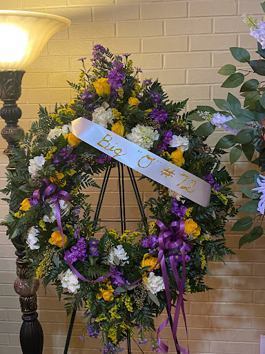 Florist «Evans Florist», reviews and photos, 410 1st Ave E, Oneonta, AL 35121, USA