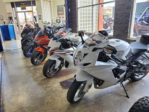 Motorcycle Dealer «RideNow Powersports Phoenix», reviews and photos, 17202 N Cave Creek Rd, Phoenix, AZ 85032, USA