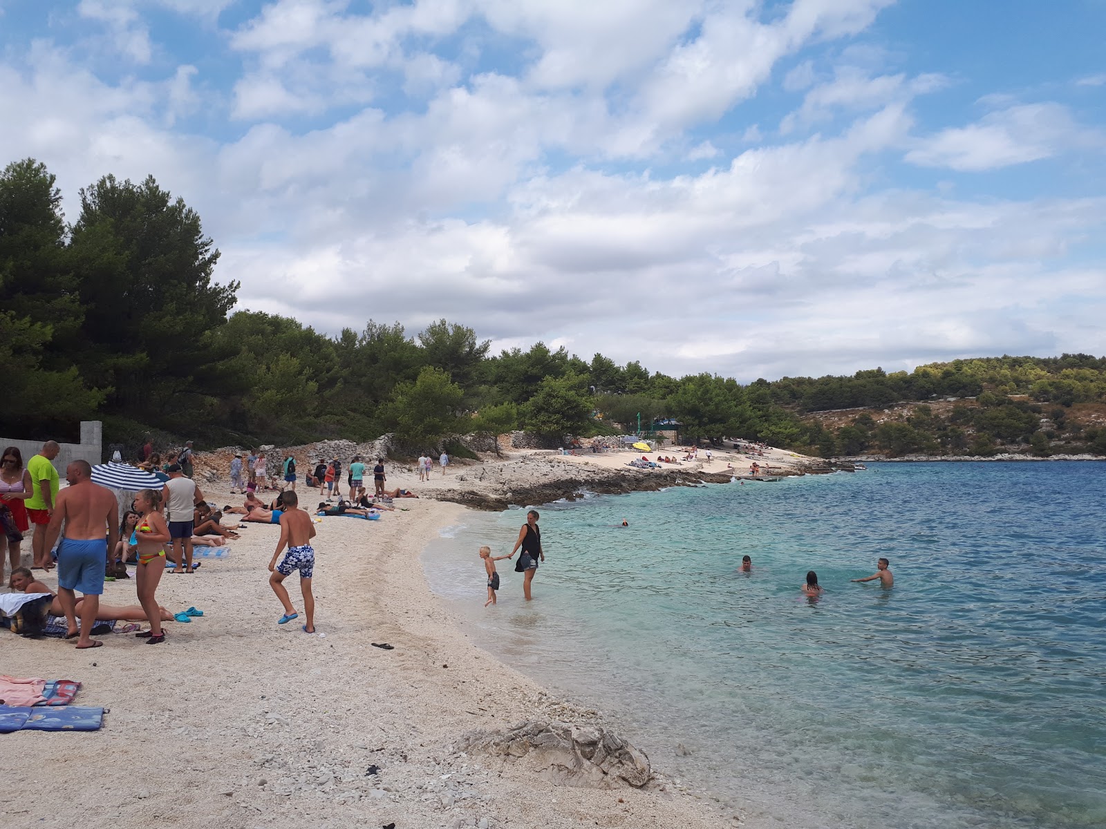 Fotografie cu Labadusa beach și așezarea