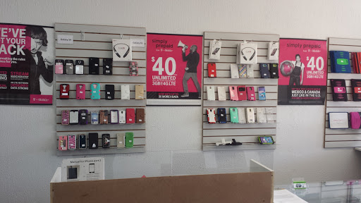 Cell Phone Store «kazamo Cell Phone & Computer Repair», reviews and photos, 2800 Canton Rd #1260, Marietta, GA 30066, USA