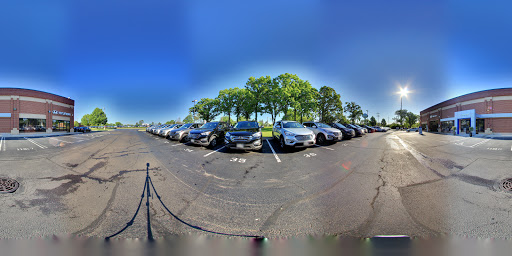 Hyundai Dealer «Knauz Hyundai», reviews and photos, 775 Rockland Rd, Lake Bluff, IL 60044, USA