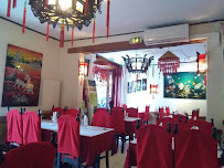Atmosphère du Restaurant vietnamien Fontaine d'Asie à Pernes-les-Fontaines - n°1