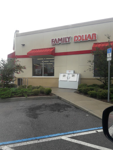 Dollar Store «FAMILY DOLLAR», reviews and photos, 3077 N Orange Blossom Trail, Zellwood, FL 32798, USA