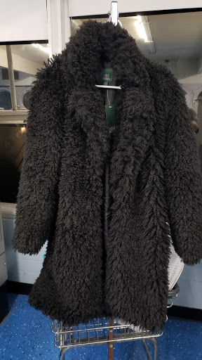 Laundromat «Drop A Load Laundry», reviews and photos, 370 W Sierra Madre Blvd, Sierra Madre, CA 91024, USA