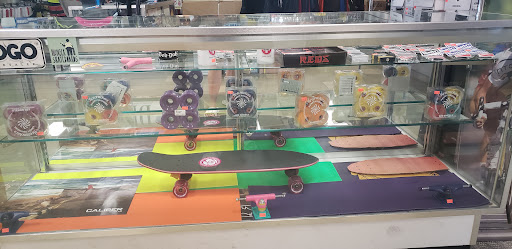 Bicycle Store «Lees Bicycle Shop», reviews and photos, 1101 US-1, Hollywood, FL 33020, USA