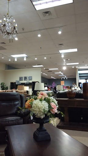 Furniture Store «Ashley HomeStore», reviews and photos, 5004 Valley View Blvd NW, Roanoke, VA 24012, USA