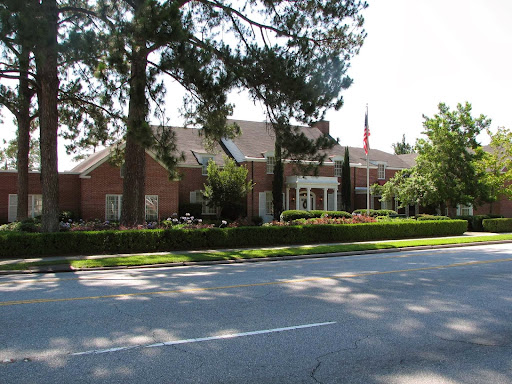 Funeral Home «Carson Mc Lane Funeral Home», reviews and photos, 2215 N Patterson St, Valdosta, GA 31602, USA