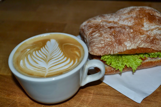 Értékelések erről a helyről: Cafe Elviszem, Budapest - Kávézó