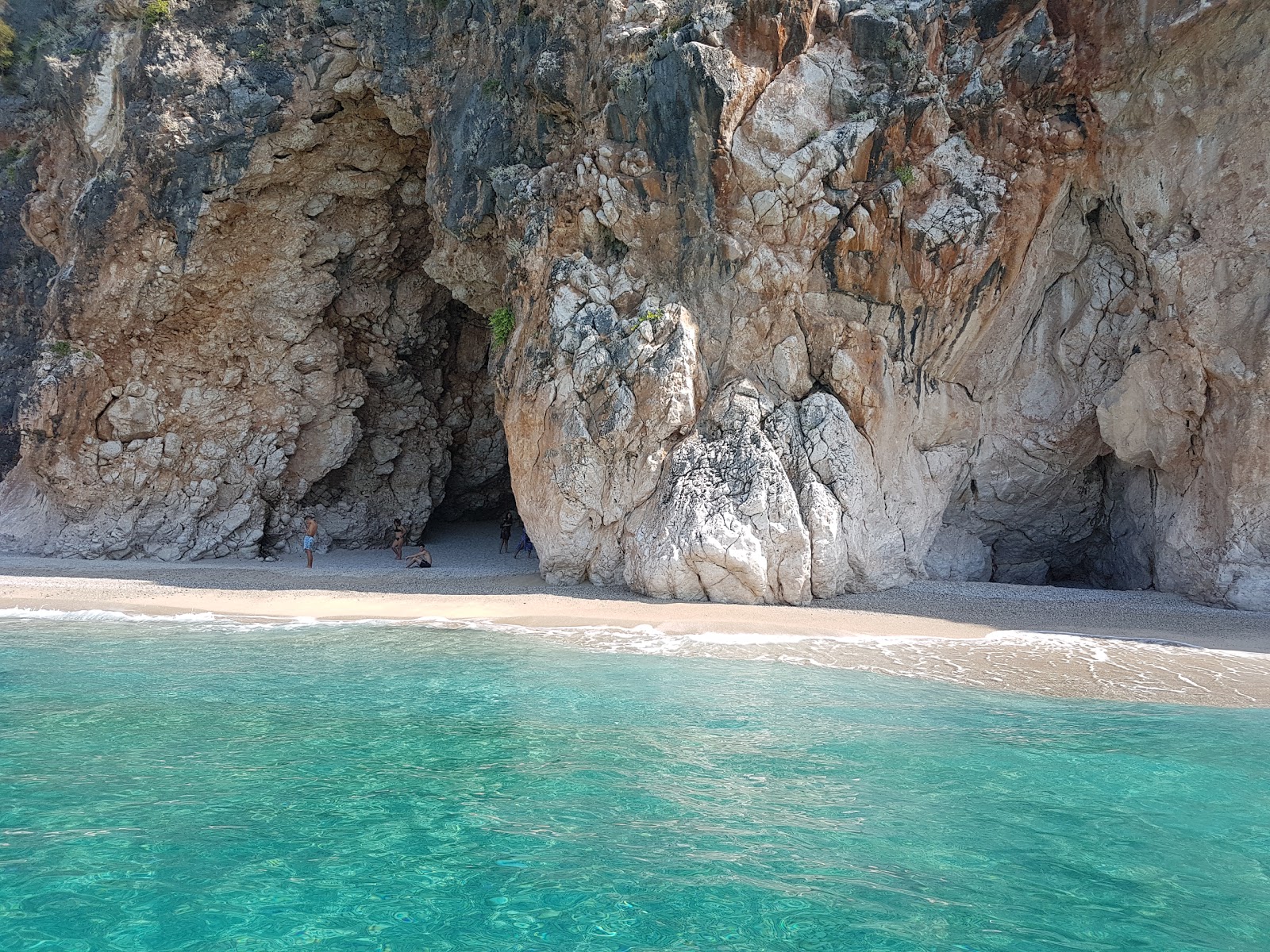 Foto di Spiaggia di Me Shpella e il suo bellissimo paesaggio