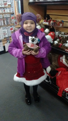 Clothing Store «University Book Store: Hilldale», reviews and photos, 702 N Midvale Blvd, Madison, WI 53705, USA