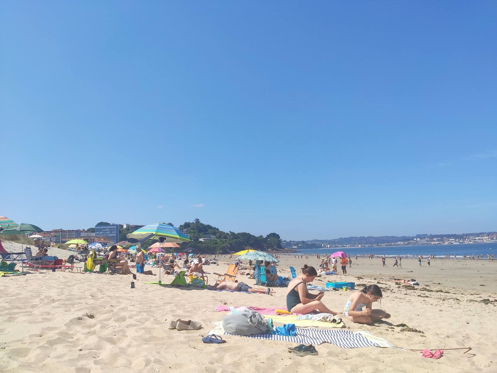 Praia de Mino'in fotoğrafı ve yerleşim