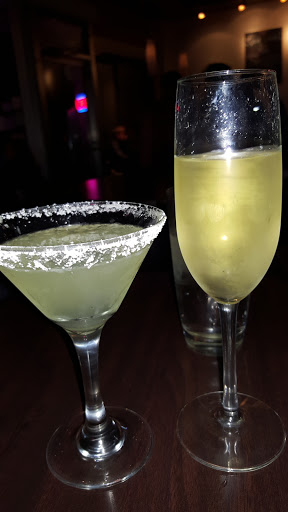 Bakery «Crème Cupcake + Dessert», reviews and photos, 543 28th St, Des Moines, IA 50312, USA