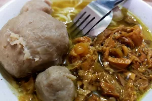 BAKSO PAKDE SOLO image