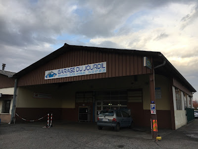 Garage du Jourdil à Annecy