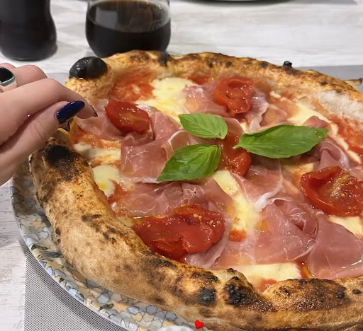 Dueottouno Pizza Verace Napoletana in Gallarate, Provincia di Varese