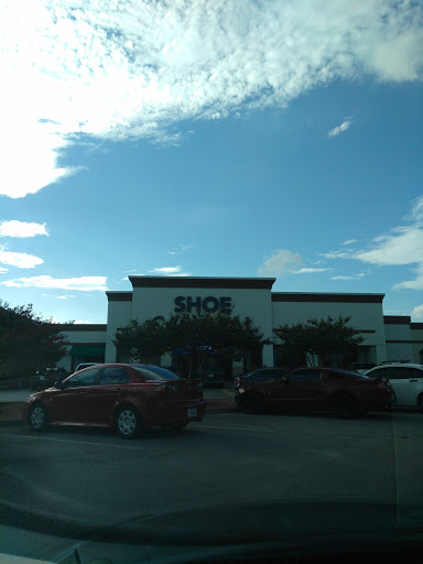 Shoe Store «Shoe Carnival», reviews and photos, 11255 Garland Rd, Dallas, TX 75218, USA