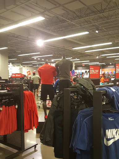 Clothing Store «Nike Factory Store», reviews and photos, 651 Kapkowski Rd #150, Elizabeth, NJ 07201, USA