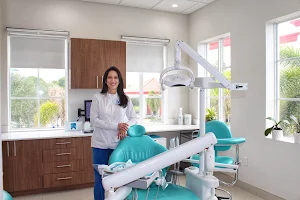 Florida Dental Health And Esthetics Institute image