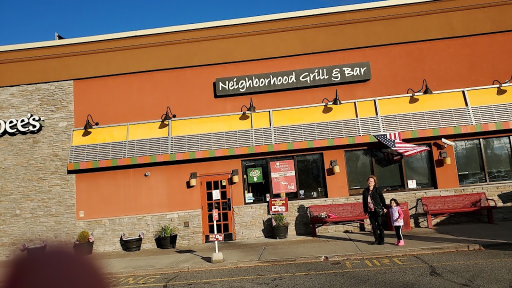 Applebee's Grill + Bar 07652