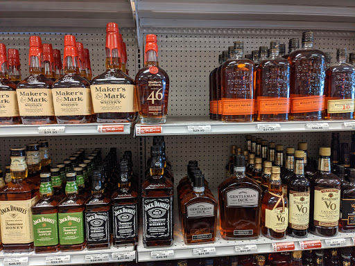 Liquor Store «North Salem Beverage», reviews and photos, 2829 Lancaster Dr NE, Salem, OR 97305, USA