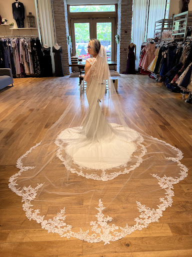 Wedding Store «Boulevard Bride», reviews and photos, 300 Lake St Louis Blvd, Lake St Louis, MO 63367, USA