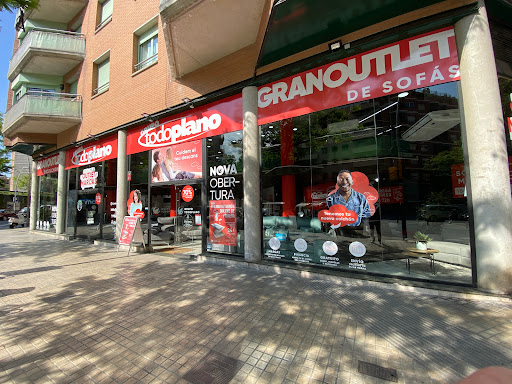 Outlet Grupo Todoplano en Navas