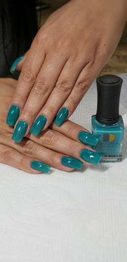 Beauty Salon «Cabellos Salon», reviews and photos, 125 SE 1st Ave, Miami, FL 33131, USA