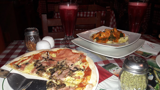 Opiniones de Presley Food & Drink en Riobamba - Restaurante