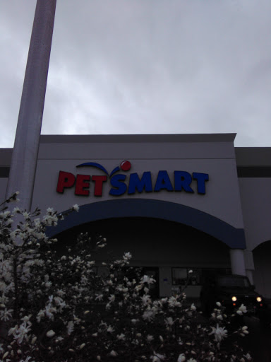 Pet Supply Store «PetSmart», reviews and photos, 17585 Southcenter Pkwy, Tukwila, WA 98188, USA