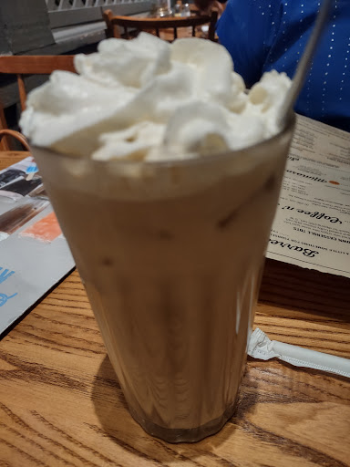 American Restaurant «Cracker Barrel Old Country Store», reviews and photos, 5770 Wilmington Pike, Centerville, OH 45459, USA