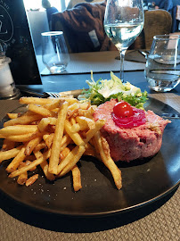 Steak tartare du L'Etude - Restaurant avec Terrasse et vue sur le port à Dunkerque - n°2