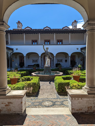 Art Museum «Villa Terrace Decorative Arts Museum», reviews and photos, 2220 N Terrace Ave, Milwaukee, WI 53202, USA