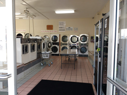Dry Cleaner «Best Dry Cleaners», reviews and photos, 632 E St, Eureka, CA 95501, USA