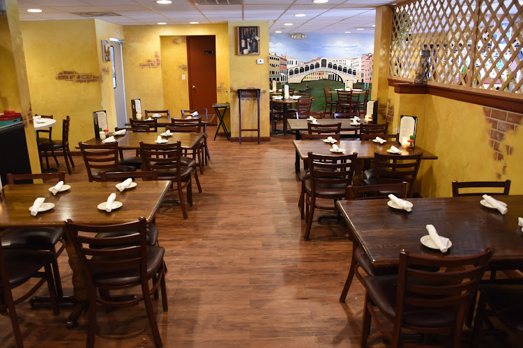 Maria's Pizzeria & Restaurant 1224 SE 46th Ln, Cape Coral, FL 33904