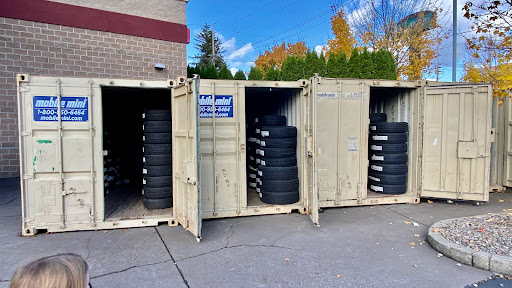 Tire Shop «Discount Tire Store - Tigard, OR», reviews and photos, 11462 SW Pacific Hwy, Tigard, OR 97223, USA