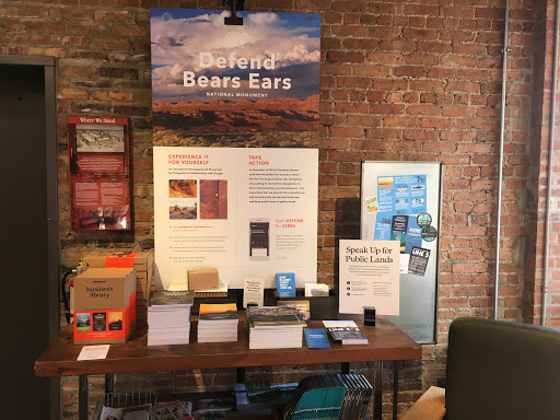 Clothing Store «Patagonia Chicago Lincoln Park», reviews and photos, 1800 N Clybourn Ave, Chicago, IL 60614, USA