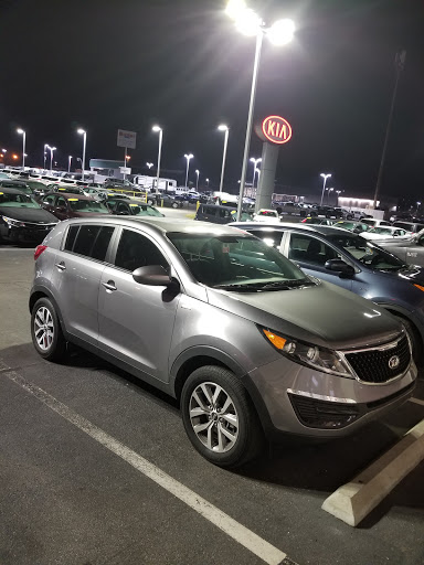 Car Dealer «Napleton KIA of Carmel», reviews and photos