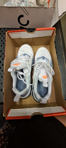 Clothing Store «Nike Factory Store», reviews and photos, 2350 Grand Cypress Dr #350, Wesley Chapel, FL 33544, USA