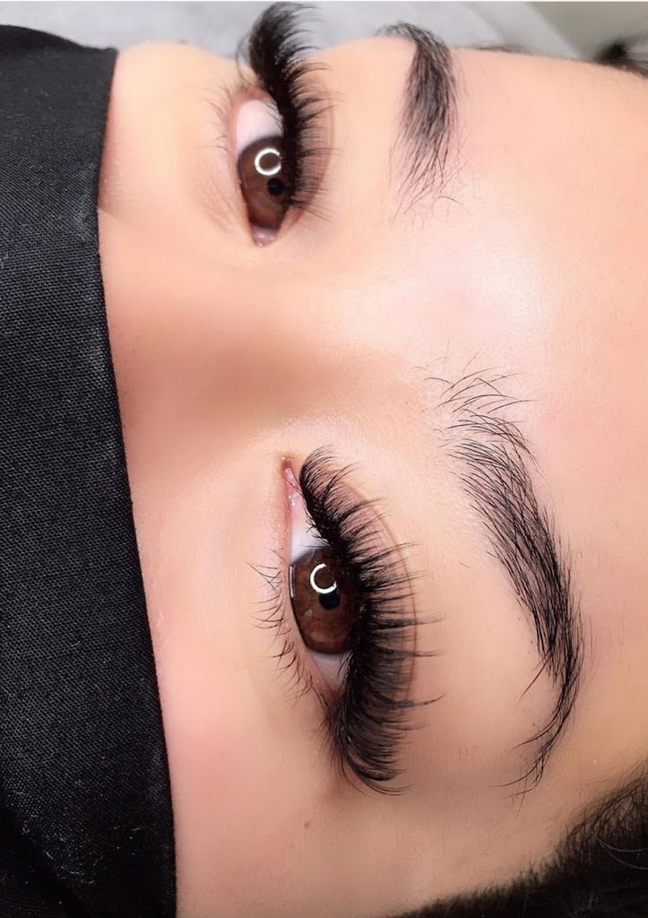 Lux Lash salon 17349